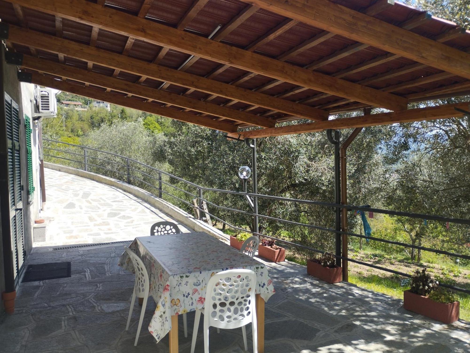 Villa Degli Ulivi Tivegna Exterior foto